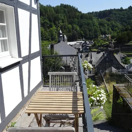 Stachelburg Apartment Monschau