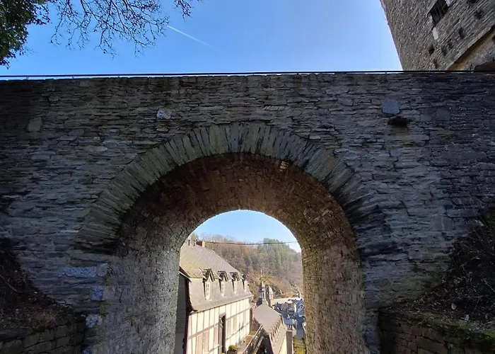 Stachelburg Моншау